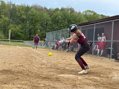 Elizabeth Jernigan bunt single - PV Softball